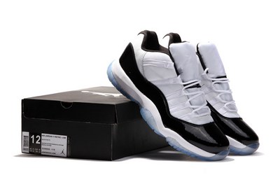 Air Jordan Retro 11 (XI) Low White/Black/Dark