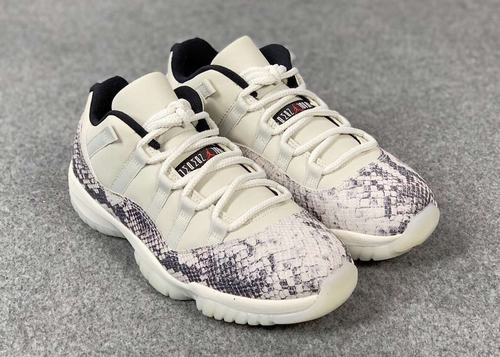 Air Jordan 11 Retro Low SE Snakeskin