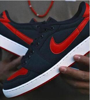 Air Jordan 1 KO Low Bred