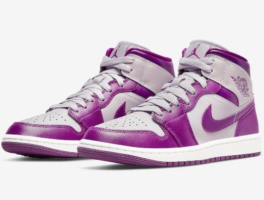 Wmns Air Jordan 1 Mid Magenta